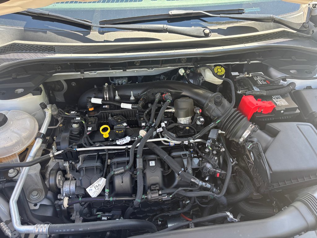 2022 Ford Escape SEL in North Bay, Ontario - 9 - w1024h768px