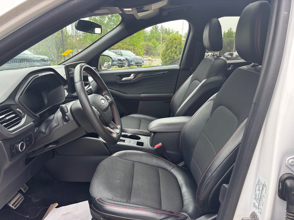Ford Escape ST-Line 2023 à North Bay, Ontario - 16 - w1024h768px
