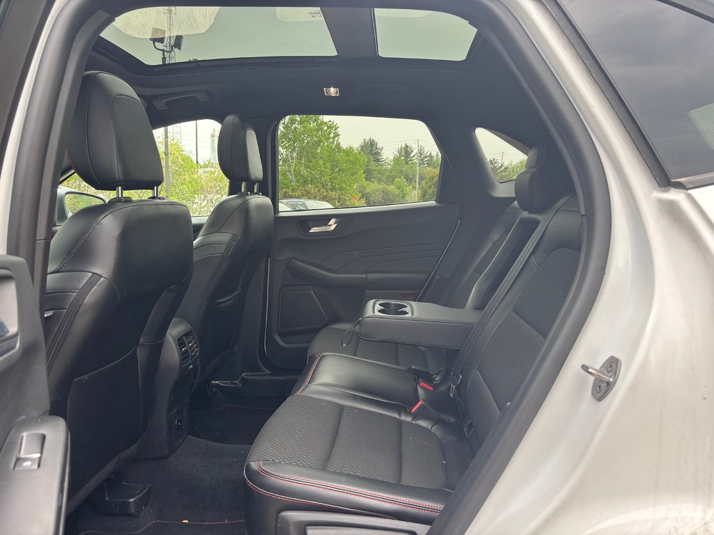 Ford Escape ST-Line 2023 à North Bay, Ontario - 17 - w1024h768px