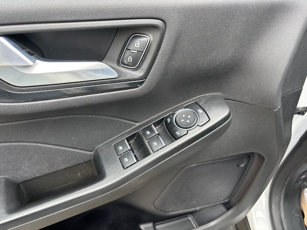 Ford Escape ST-Line 2023 à North Bay, Ontario - 23 - w1024h768px