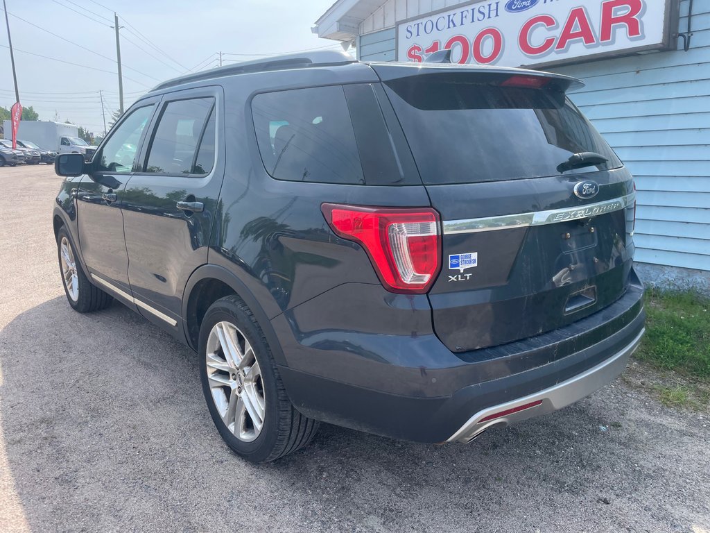 2017 Ford Explorer XLT in North Bay, Ontario - 6 - w1024h768px