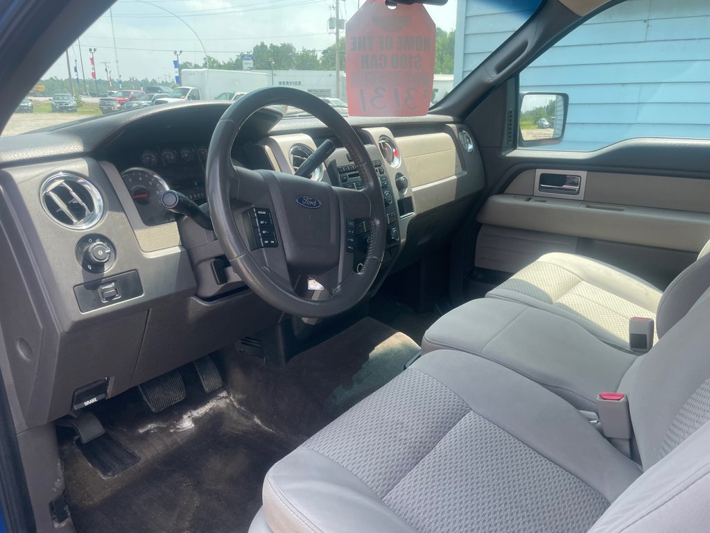 2010 Ford F-150 XLT in North Bay, Ontario - 7 - w1024h768px