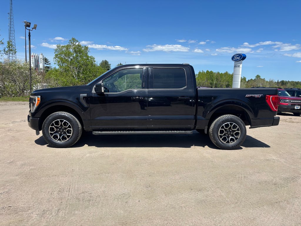 2022 Ford F-150 XLT in North Bay, Ontario - 2 - w1024h768px