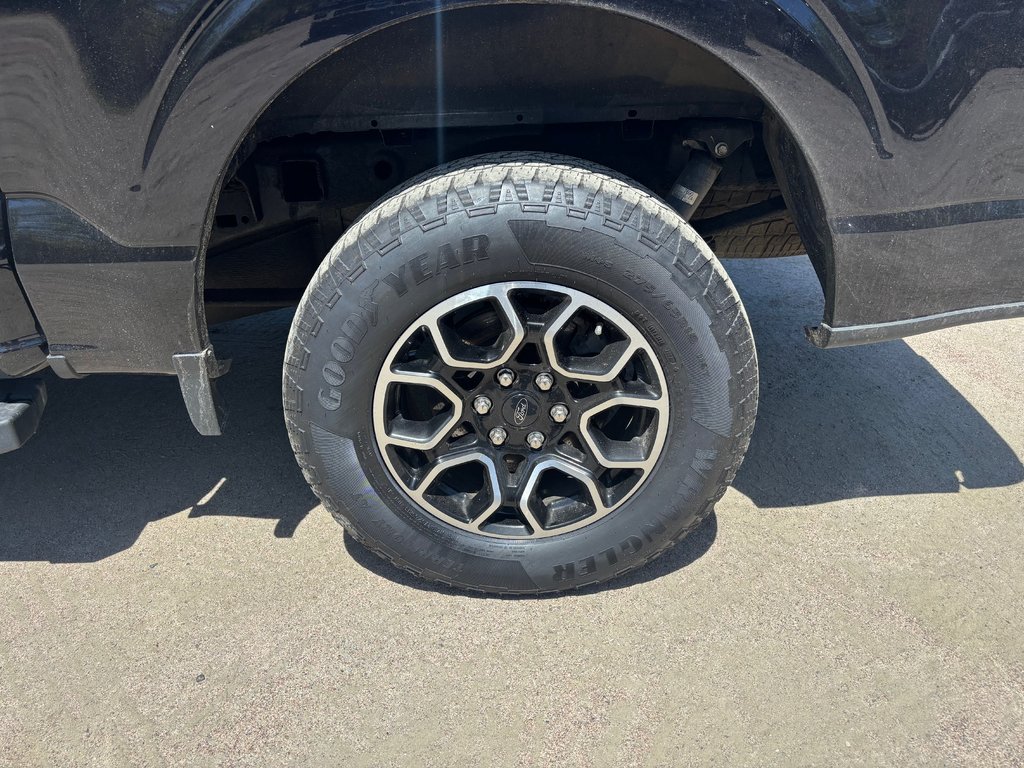 2022 Ford F-150 XLT in North Bay, Ontario - 12 - w1024h768px