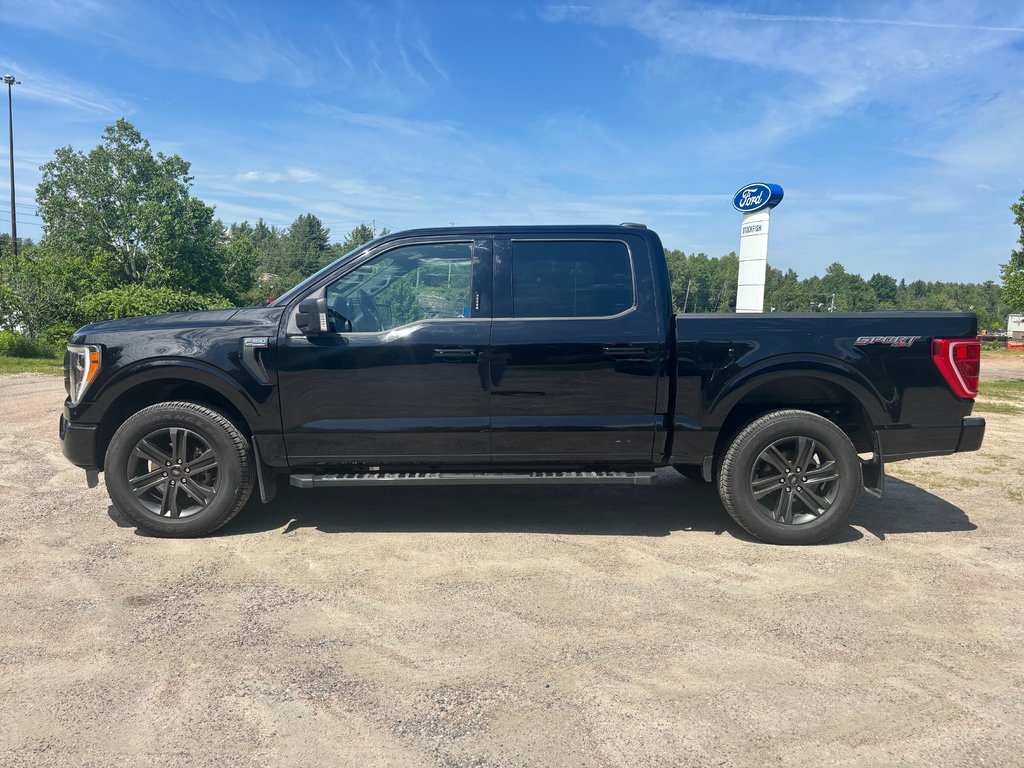 2022 Ford F-150 XLT in North Bay, Ontario - 2 - w1024h768px