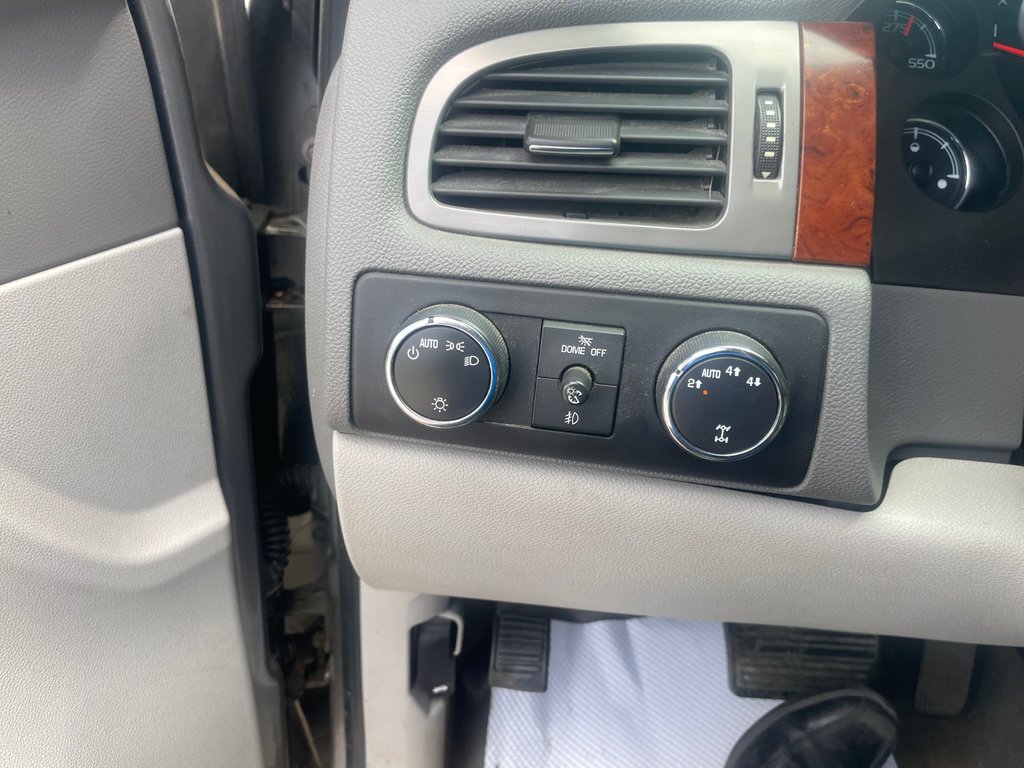 2012 GMC Sierra 1500 SLT in North Bay, Ontario - 13 - w1024h768px