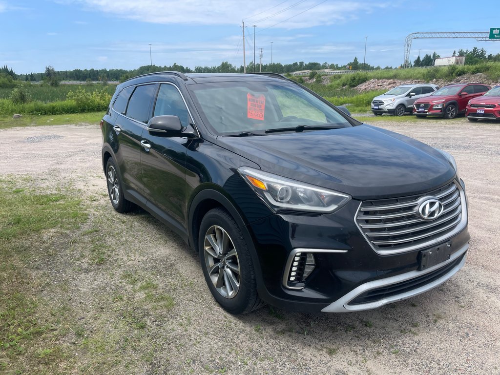 2017 Hyundai Santa Fe XL Premium in North Bay, Ontario - 7 - w1024h768px