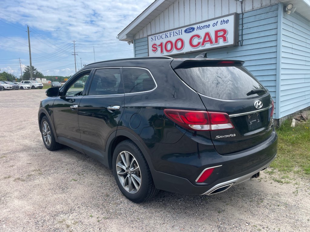 2017 Hyundai Santa Fe XL Premium in North Bay, Ontario - 4 - w1024h768px