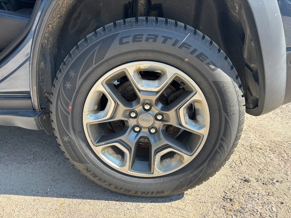 2019 Jeep Cherokee Trailhawk in North Bay, Ontario - 12 - w1024h768px
