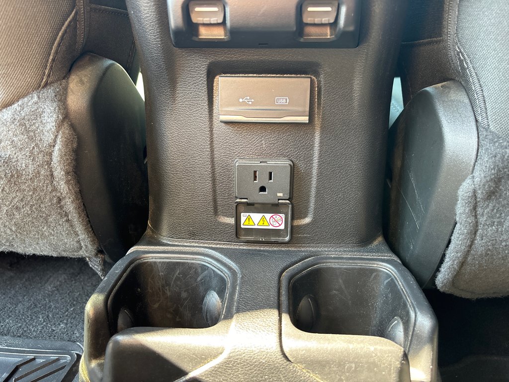 2020 Jeep Wrangler Unlimited Sahara in North Bay, Ontario - 18 - w1024h768px