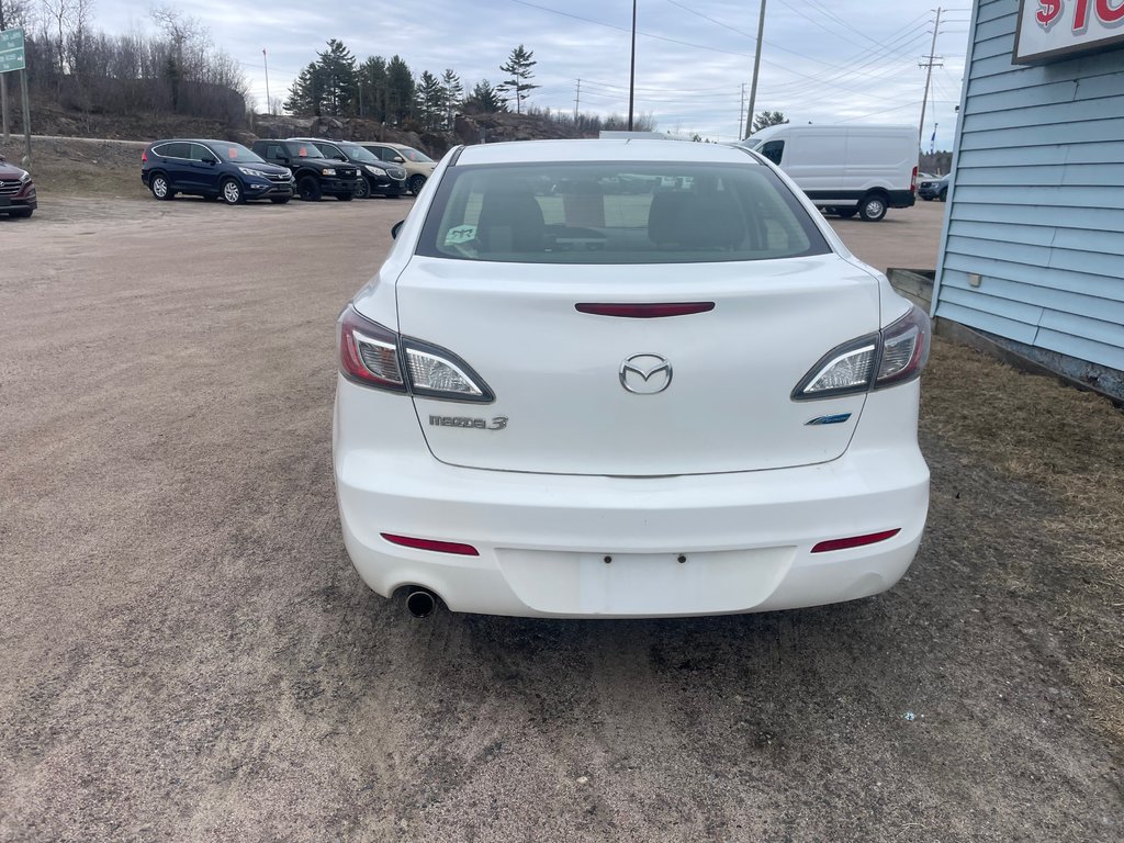 Mazda Mazda3 GS-SKY 2013 à North Bay, Ontario - 6 - w1024h768px
