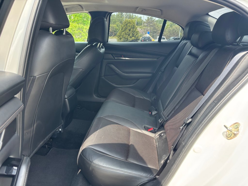 Mazda Mazda3 GT 2023 à North Bay, Ontario - 19 - w1024h768px