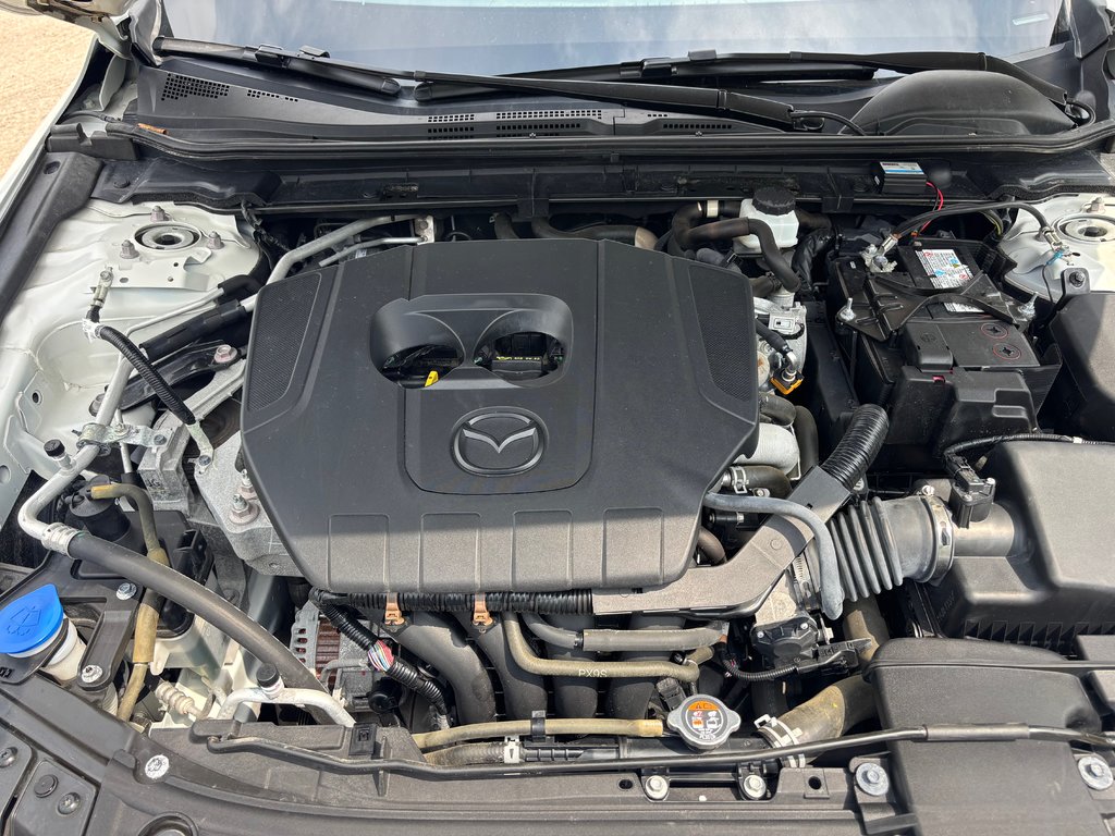Mazda Mazda3 GT 2023 à North Bay, Ontario - 9 - w1024h768px