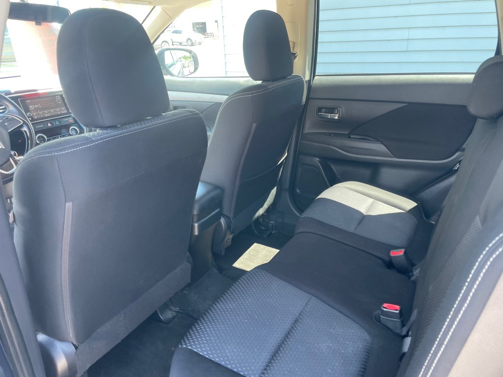 Mitsubishi Outlander ES 2018 à North Bay, Ontario - 11 - w1024h768px