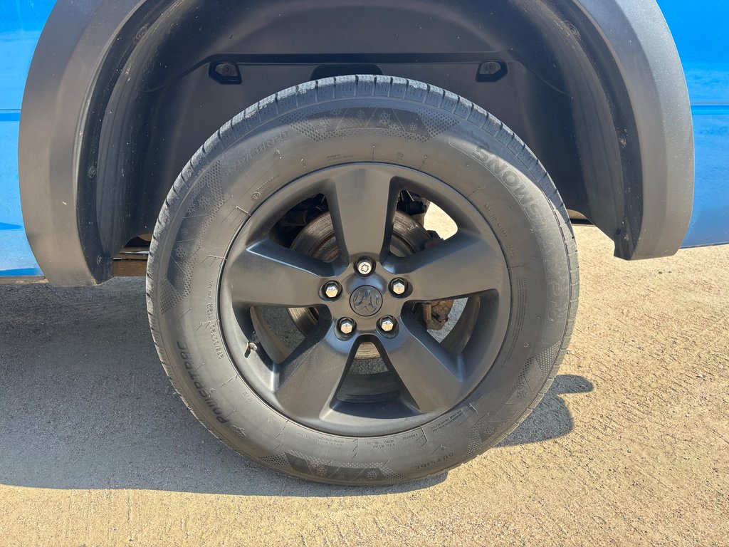 2020 Ram 1500 Classic Warlock in North Bay, Ontario - 12 - w1024h768px