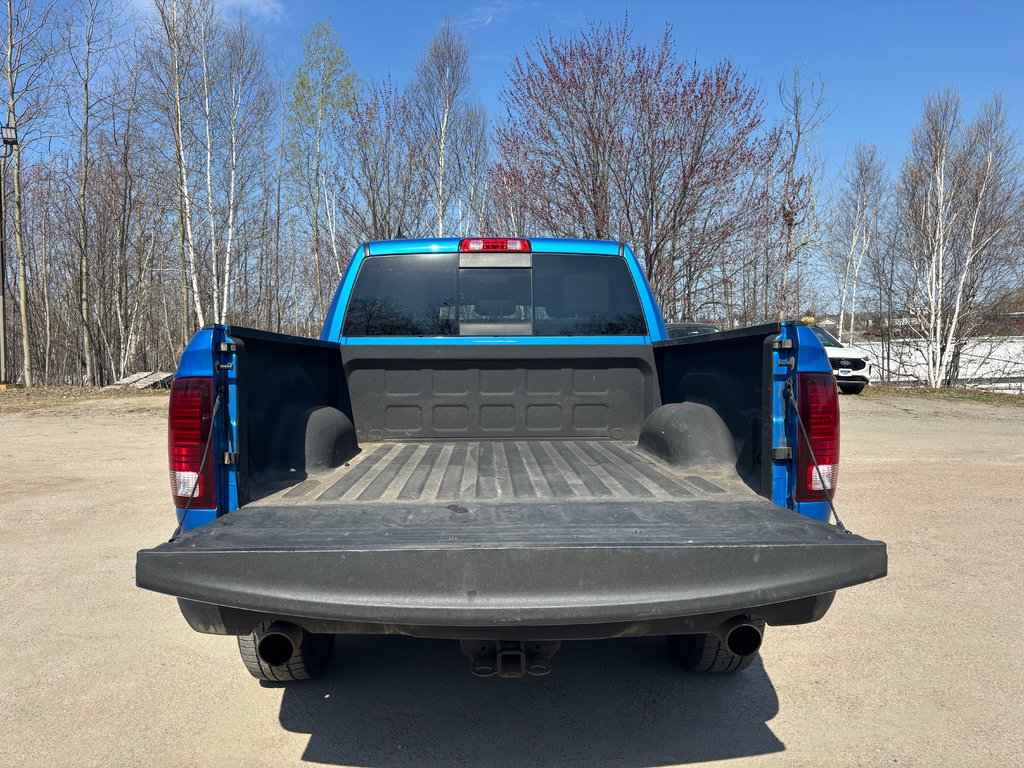 2020 Ram 1500 Classic Warlock in North Bay, Ontario - 10 - w1024h768px