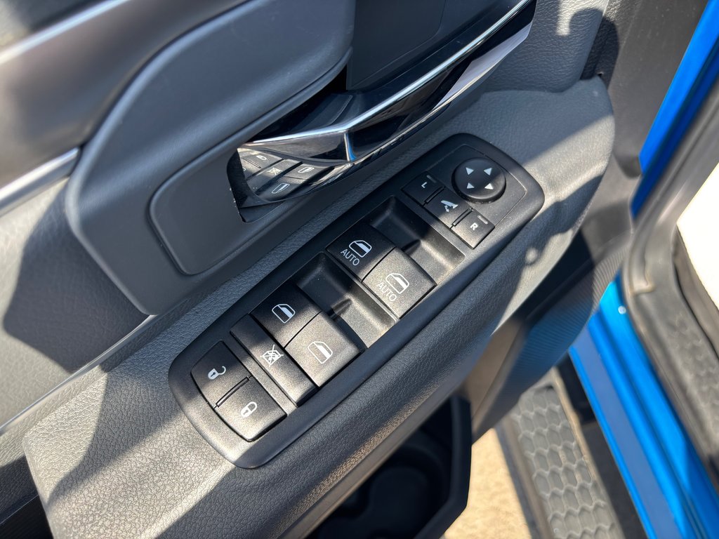 2020 Ram 1500 Classic Warlock in North Bay, Ontario - 24 - w1024h768px
