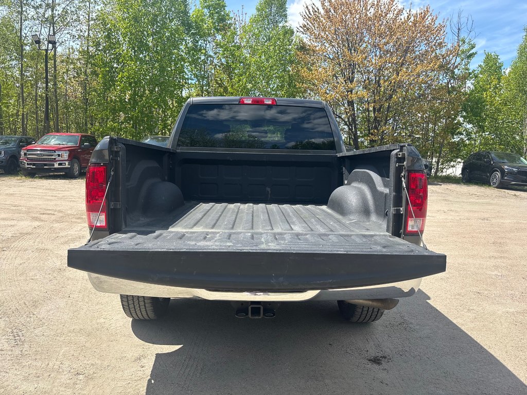 Ram 1500 Classic Tradesman 2023 à North Bay, Ontario - 10 - w1024h768px