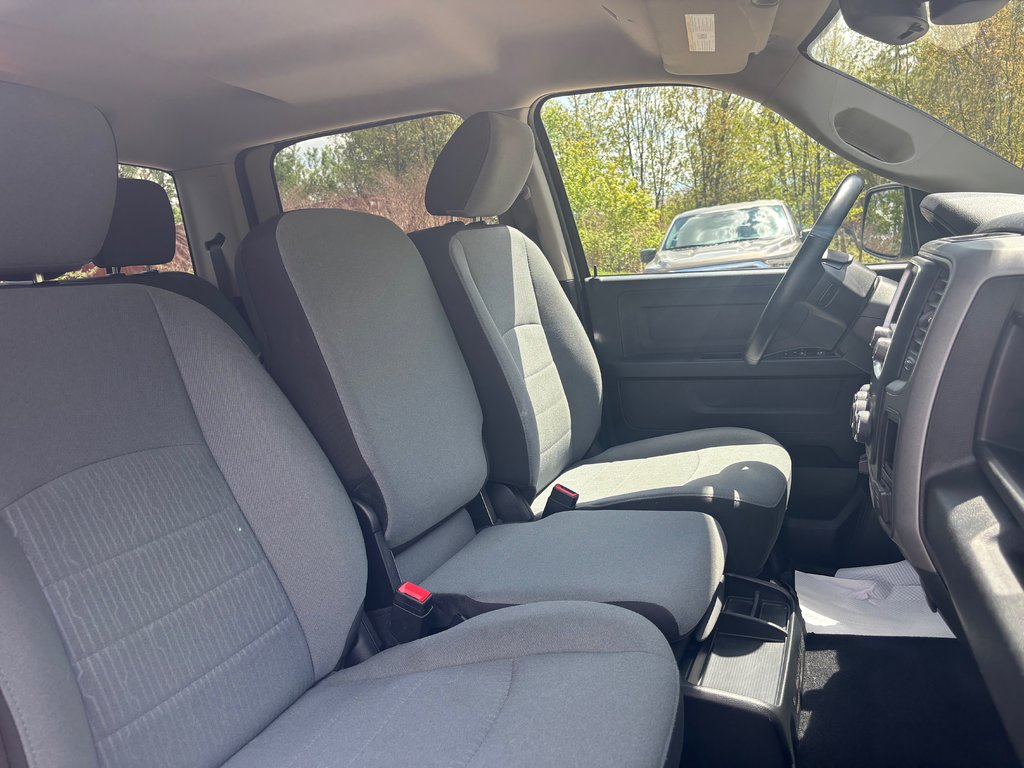 Ram 1500 Classic Tradesman 2023 à North Bay, Ontario - 22 - w1024h768px