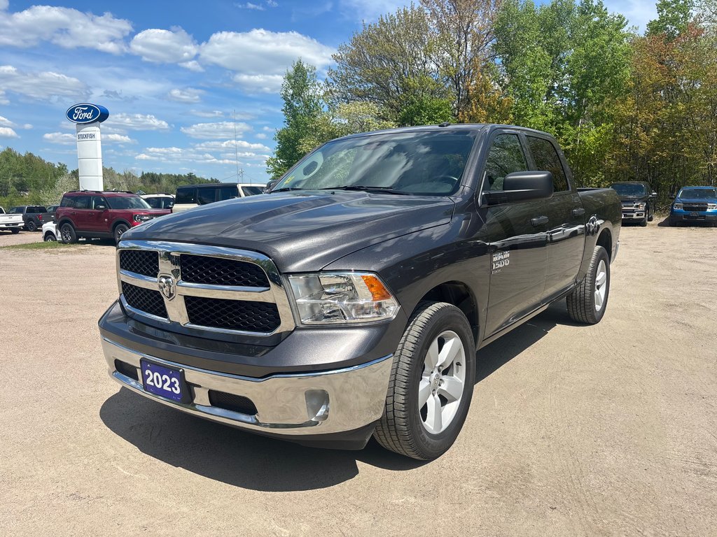 Ram 1500 Classic Tradesman 2023 à North Bay, Ontario - 1 - w1024h768px