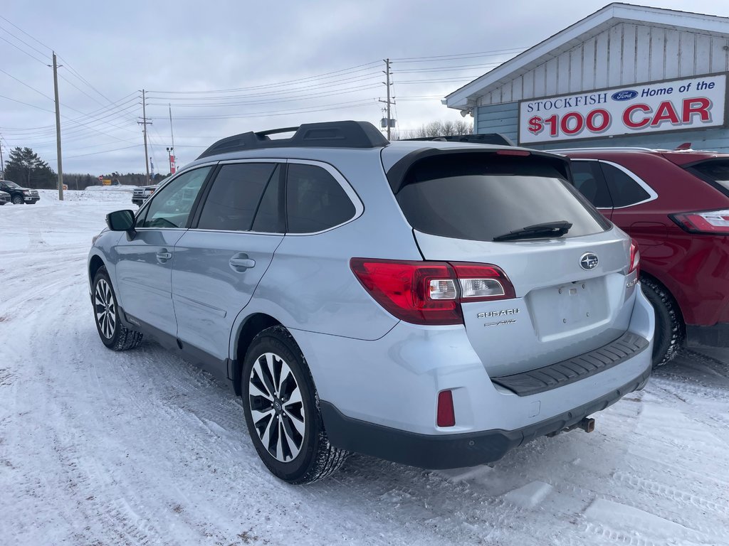 2017 Subaru Outback 2.5i Limited in North Bay, Ontario - 2 - w1024h768px