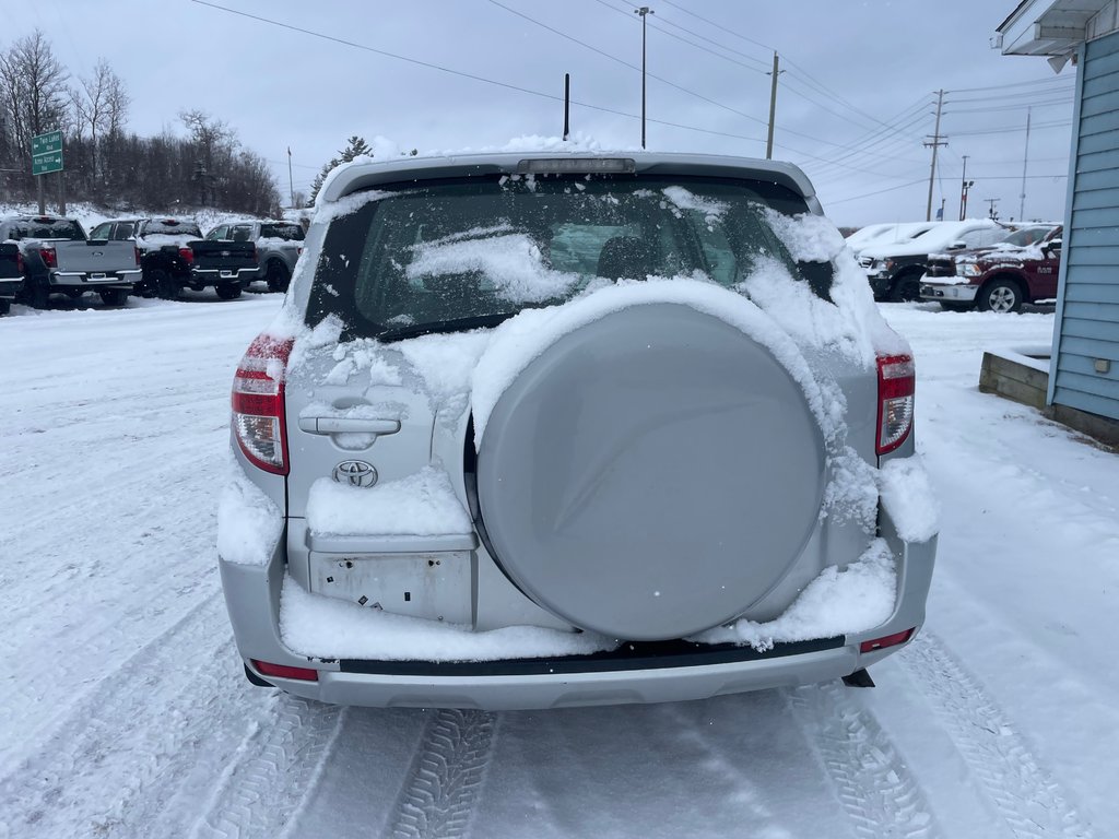 2011 Toyota RAV4 Base in North Bay, Ontario - 4 - w1024h768px