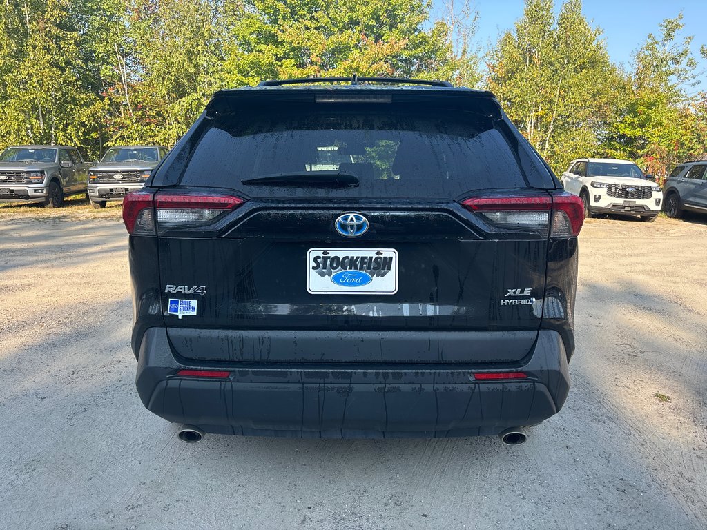 2020 Toyota RAV4 Hybrid XLE in North Bay, Ontario - 4 - w1024h768px