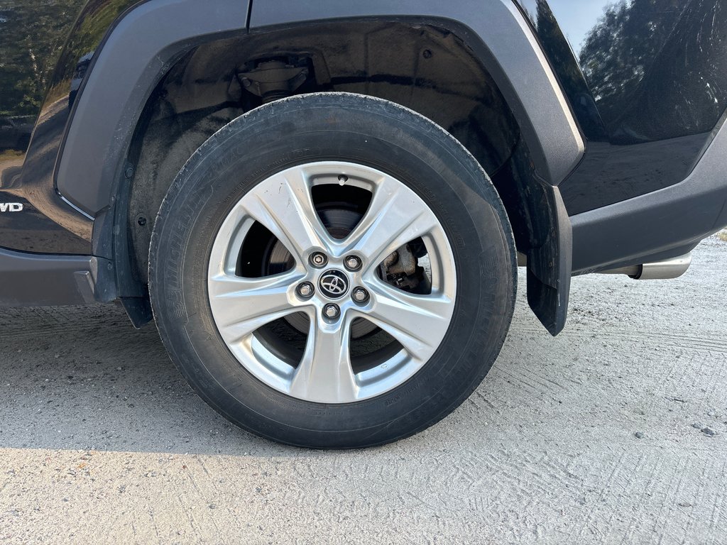 Toyota RAV4 Hybrid XLE 2020 à North Bay, Ontario - 11 - w1024h768px