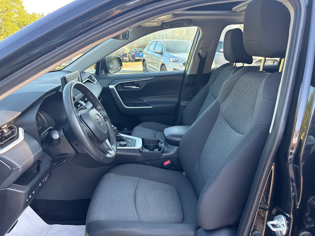 Toyota RAV4 Hybrid XLE 2020 à North Bay, Ontario - 16 - w1024h768px