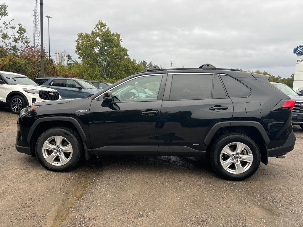 Toyota RAV4 Hybrid XLE 2020 à North Bay, Ontario - 2 - w1024h768px