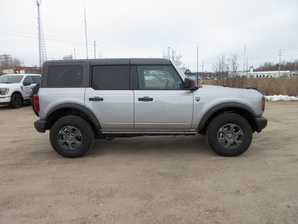 2024 Ford Bronco Big Bend in North Bay, Ontario - 6 - w1024h768px