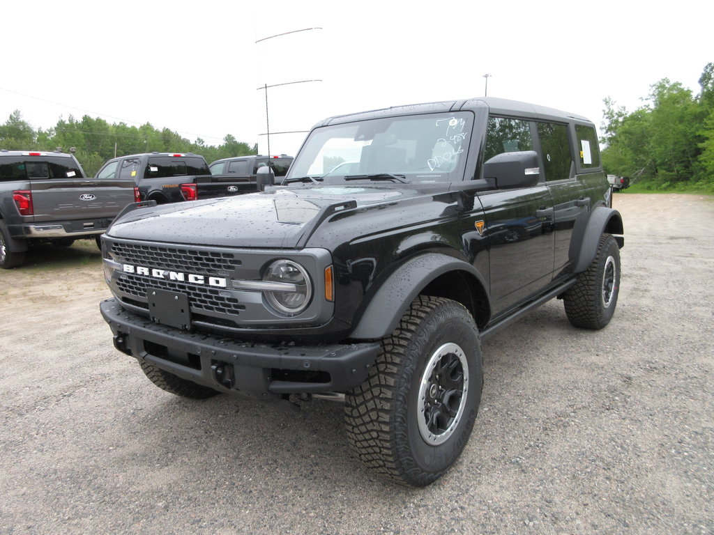 2024 Ford Bronco Badlands in North Bay, Ontario - 1 - w1024h768px