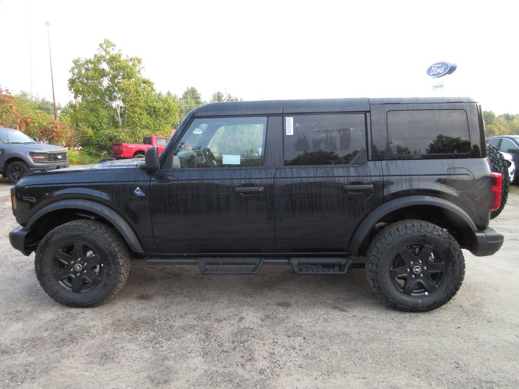 2024 Ford Bronco Black Diamond in North Bay, Ontario - 2 - w1024h768px