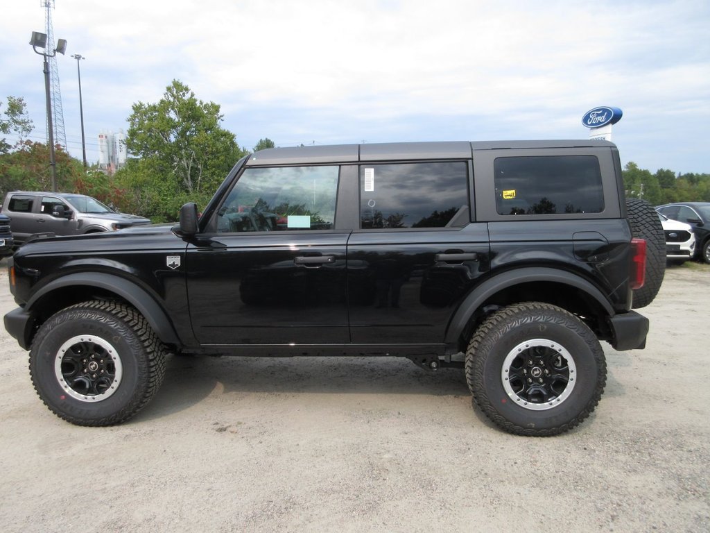 2024 Ford Bronco Big Bend in North Bay, Ontario - 2 - w1024h768px