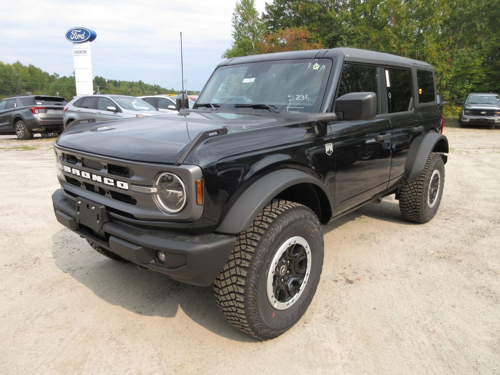 2024 Ford Bronco Big Bend in North Bay, Ontario - 1 - w1024h768px