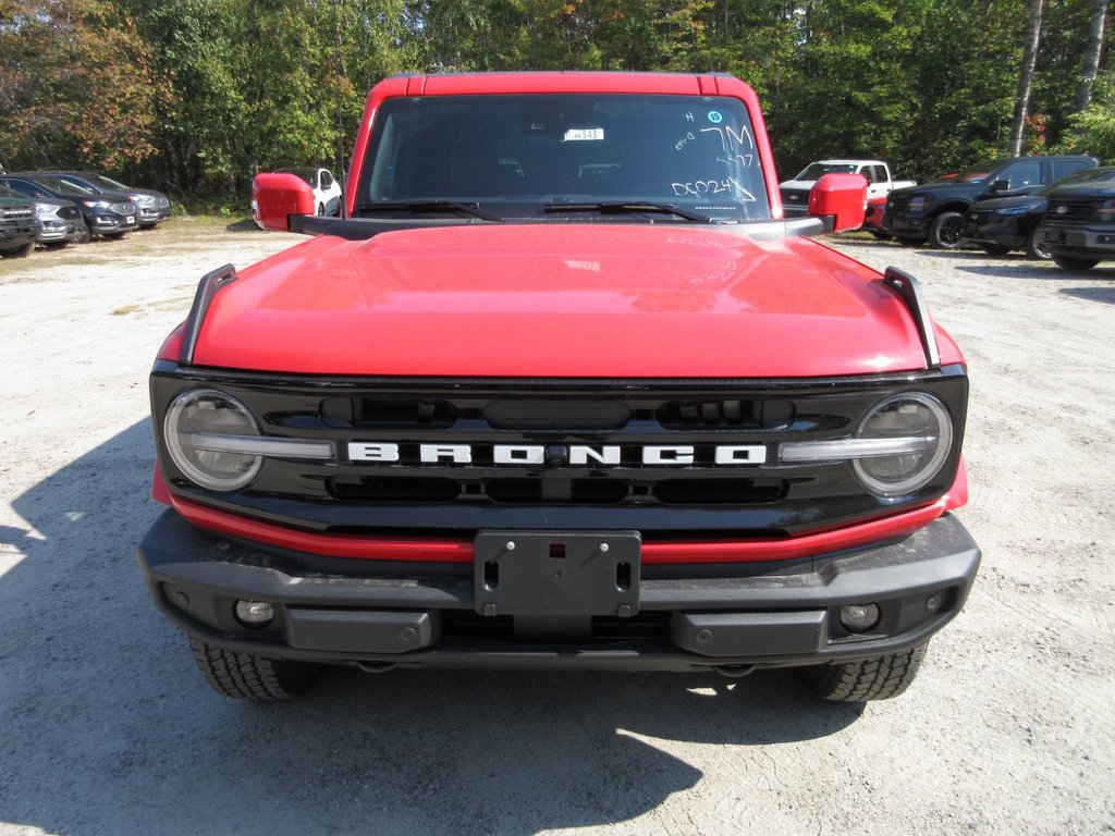 2024 Ford Bronco Outer Banks in North Bay, Ontario - 8 - w1024h768px