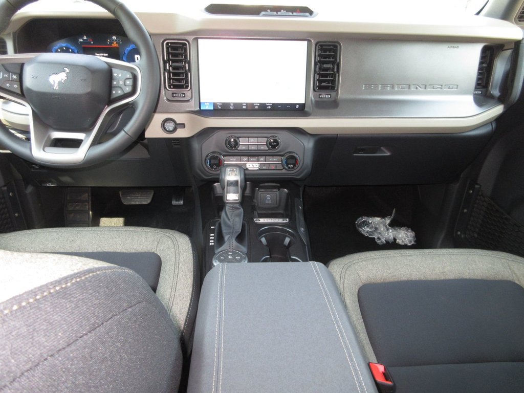 2025 Ford Bronco Big Bend in North Bay, Ontario - 19 - w1024h768px