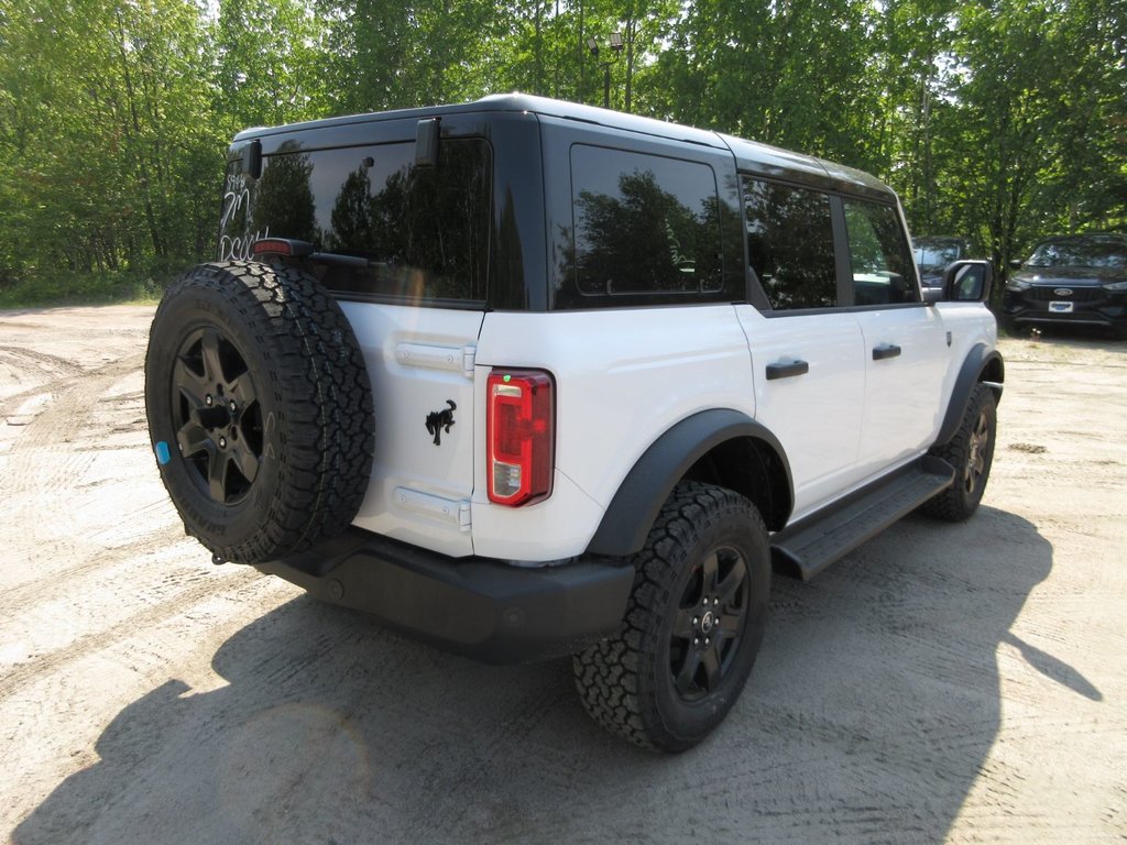 2025 Ford Bronco Big Bend in North Bay, Ontario - 5 - w1024h768px