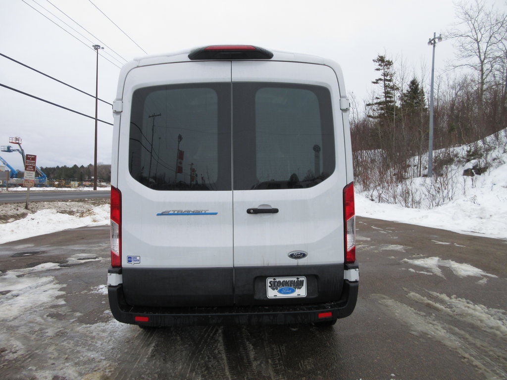 2022 Ford E-Transit Cargo Van Full Plug In Electric in North Bay, Ontario - 4 - w1024h768px
