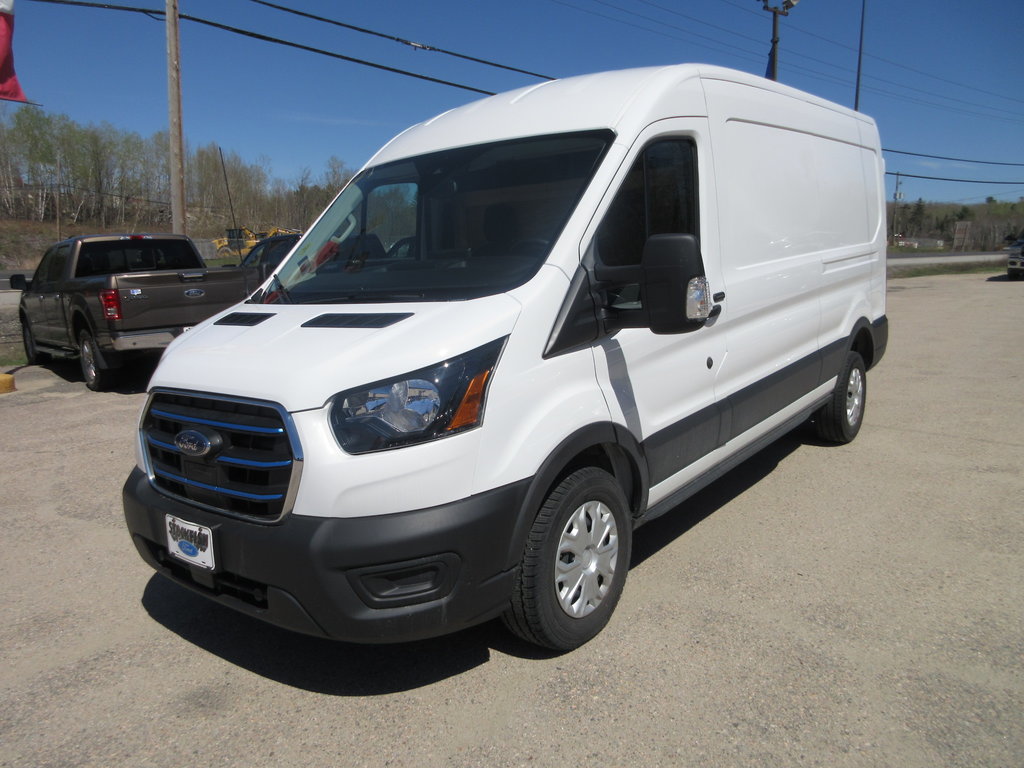 2022 Ford E-Transit Cargo Van Full Plug In Electric in North Bay, Ontario - 1 - w1024h768px