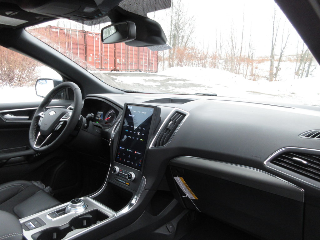 2024 Ford Edge ST in North Bay, Ontario - 22 - w1024h768px