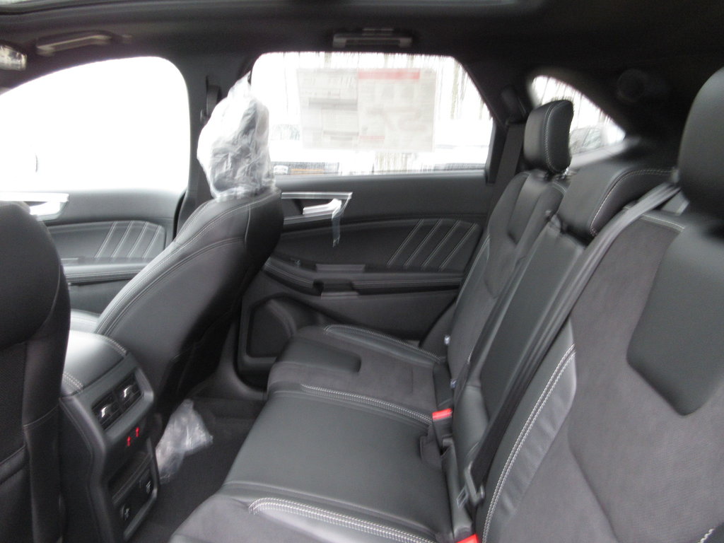 2024 Ford Edge ST in North Bay, Ontario - 18 - w1024h768px
