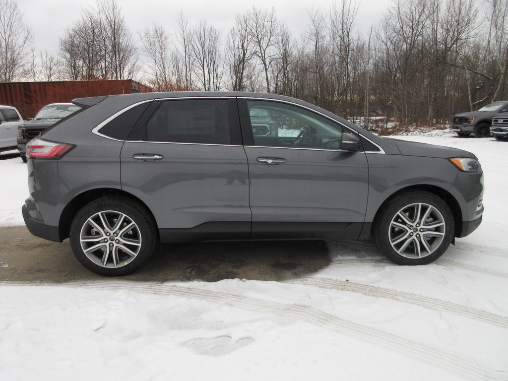 2024 Ford Edge Titanium in North Bay, Ontario - 6 - w1024h768px