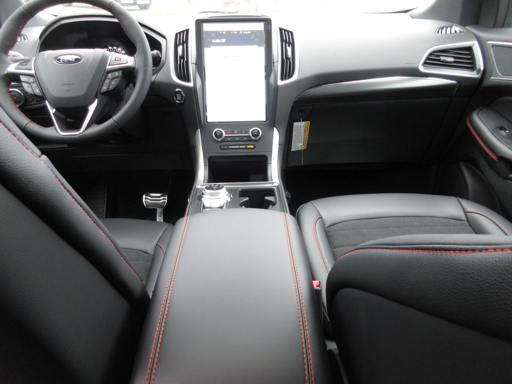 2024 Ford Edge ST Line in North Bay, Ontario - 19 - w1024h768px