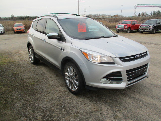 2015 Ford Escape SE in North Bay, Ontario - 7 - w1024h768px