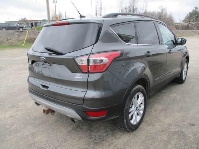 2018 Ford Escape SE in North Bay, Ontario - 6 - w1024h768px