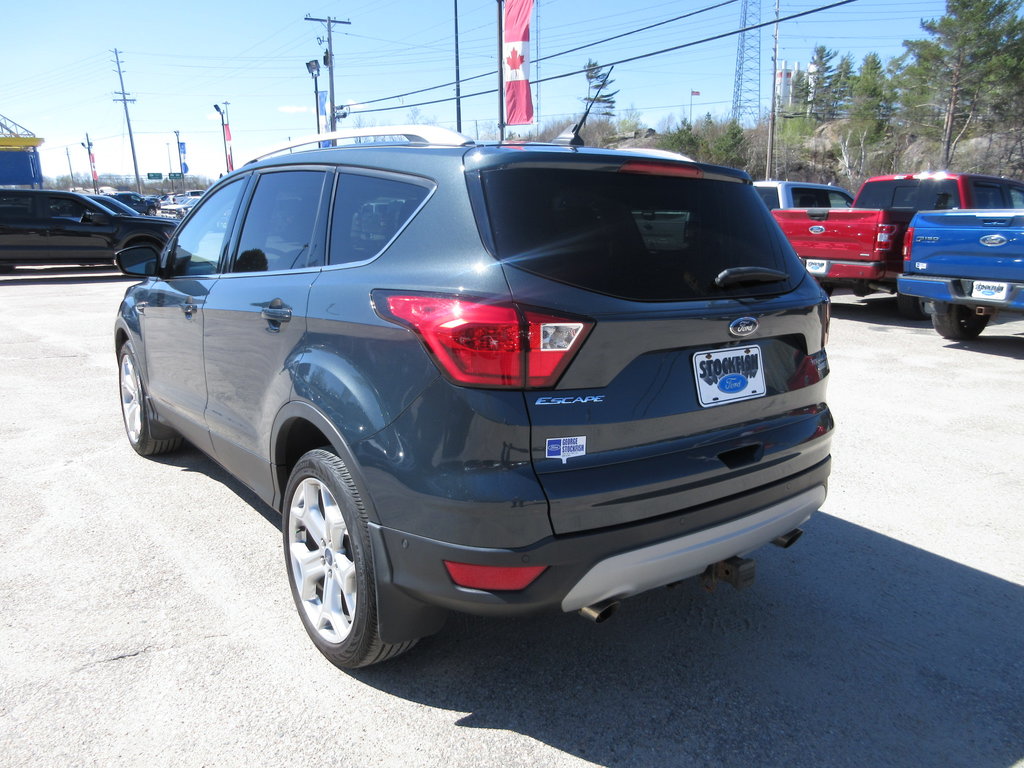 2019 Ford Escape Titanium in North Bay, Ontario - 3 - w1024h768px