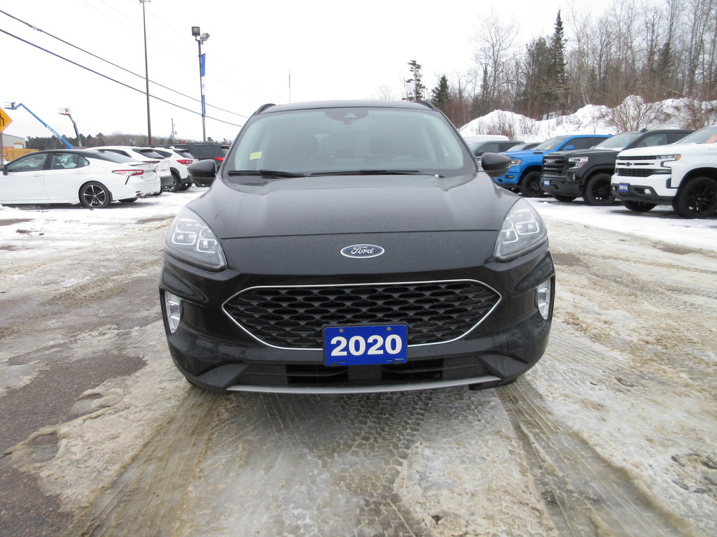 2020 Ford Escape Titanium in North Bay, Ontario - 8 - w1024h768px