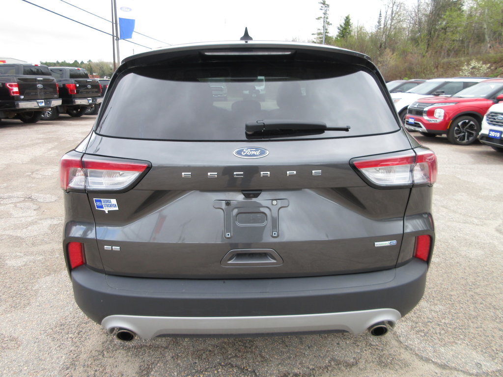2020 Ford Escape SE in North Bay, Ontario - 4 - w1024h768px
