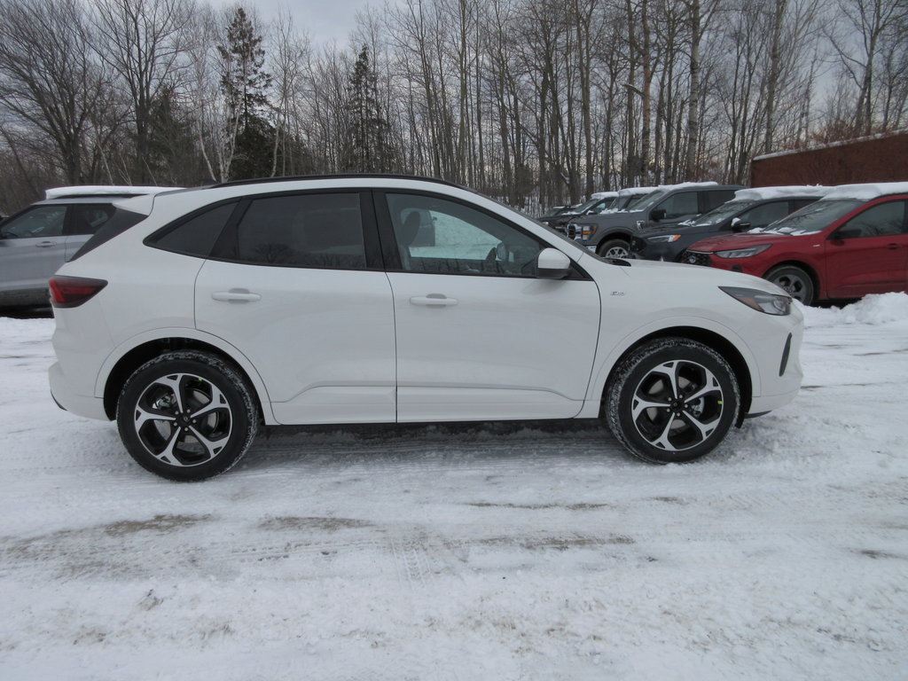 2024 Ford Escape ST-Line Select in North Bay, Ontario - 6 - w1024h768px